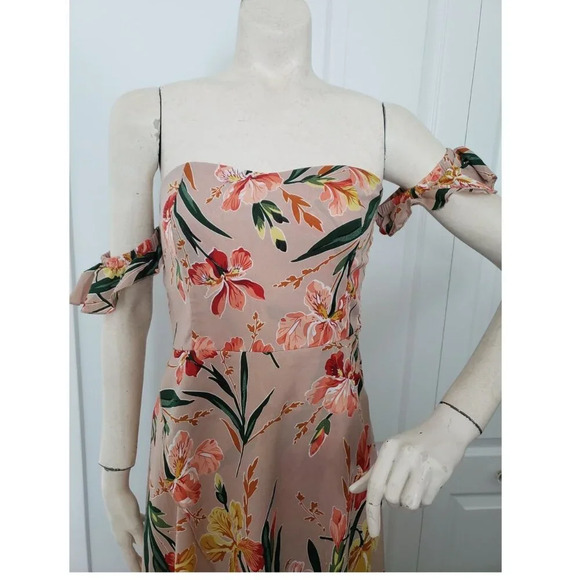 Boho Summer  Floral maxi dress with slit in the front Medium - Picture 3 of 13